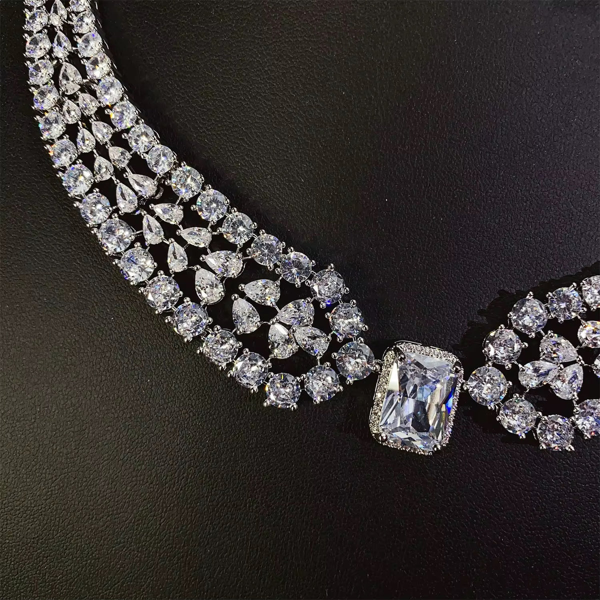 Choker Diamond set
