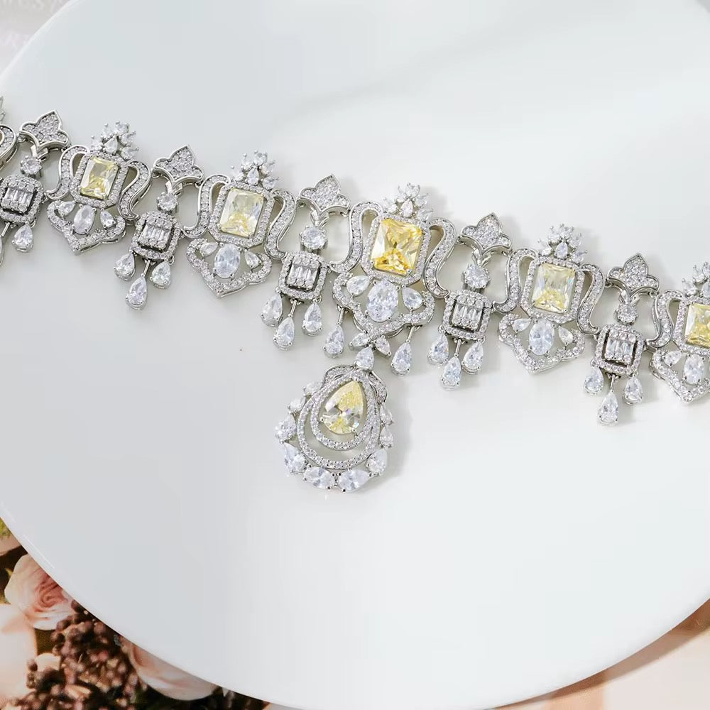 Vintage Detail Yellow Diamond Set